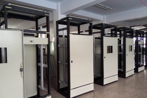 三道镇控制箱-3683谈谈控制箱的维护和保养事